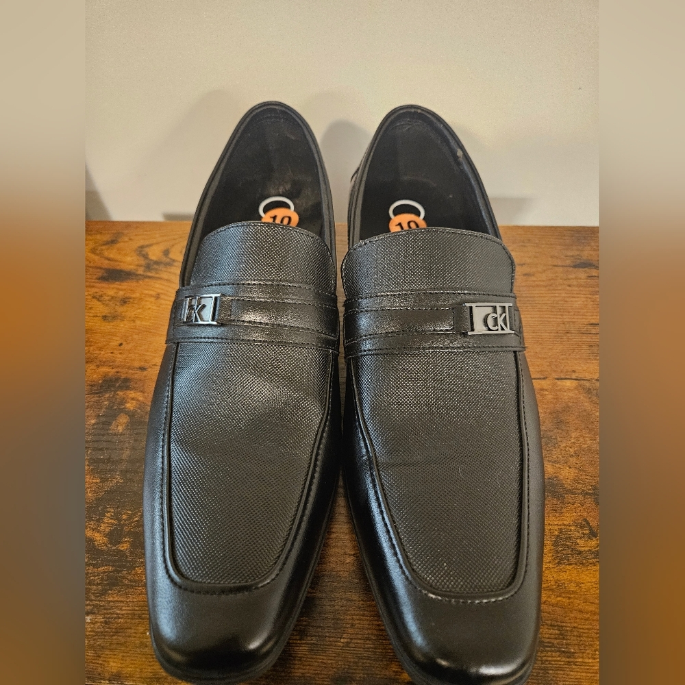Calvin Klein Men's Elegant Black Slip-On  Dress Shoe Size 10